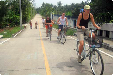 Fietstocht even buiten Bangkok