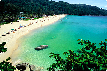 Het prachtige strand van Hat Karon, Phuket