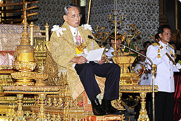 Verjaardag Zijne Majesteit Koning Bhumibol