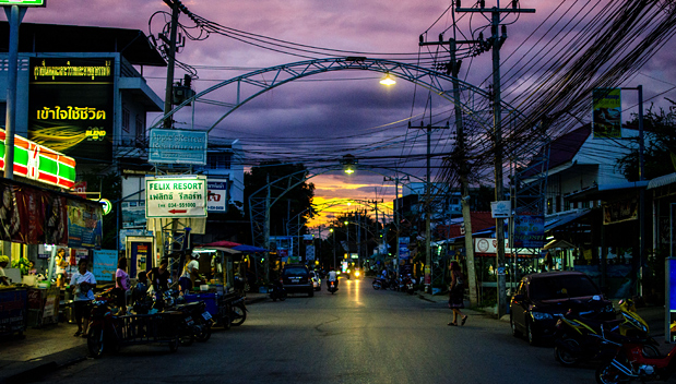 Th Mae Nam Khwae, Kanchanaburi